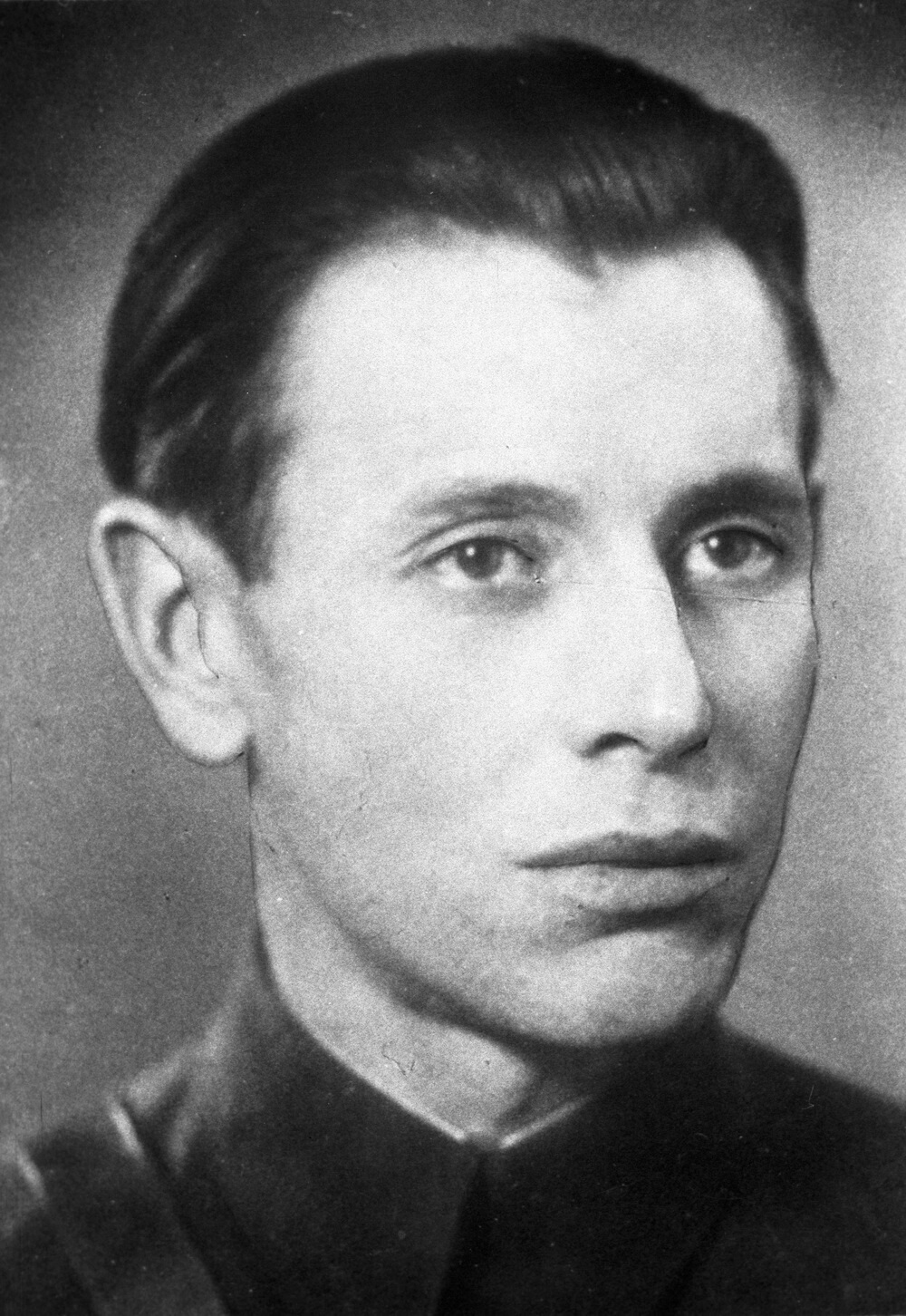 1 ый секретарь Молоденченского ОК ЛКСМБ П. М. Машеров 1944 1947 гг