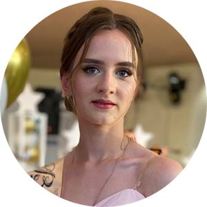 Карелина Валерия